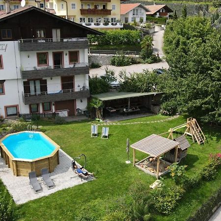Almbergerhof Apartment Лагундо Екстериор снимка